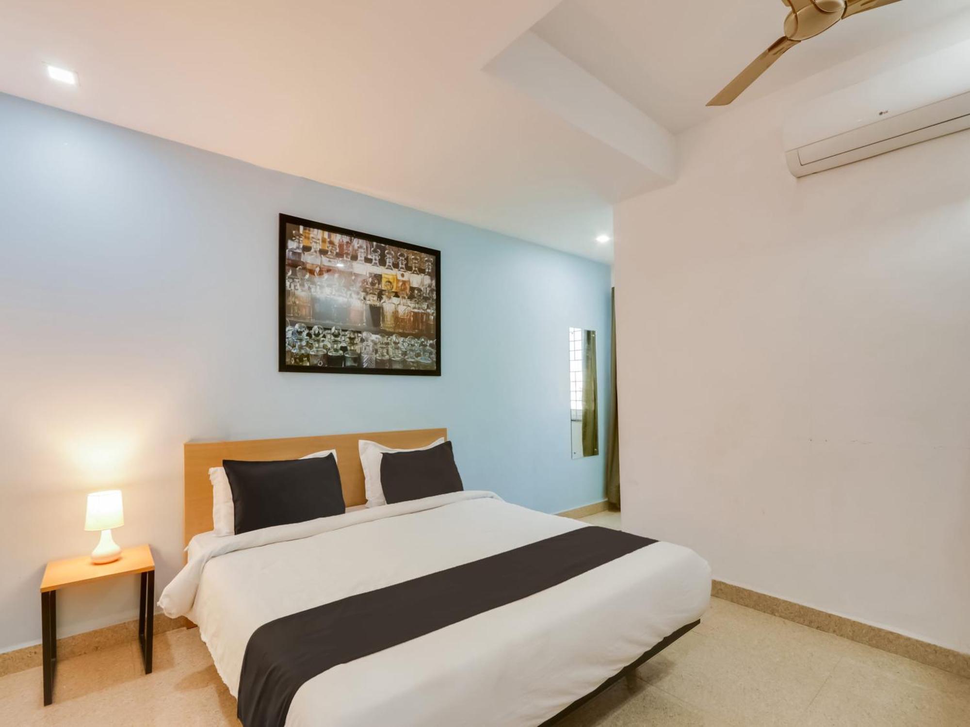 Super Townhouse Qualia Prime Hotel Near Nexus Mall Хайдарабад Экстерьер фото